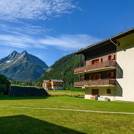 Апартаменты Dent D'herens 18b - Au Calme A *